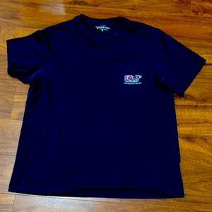vineyard vines tshirt